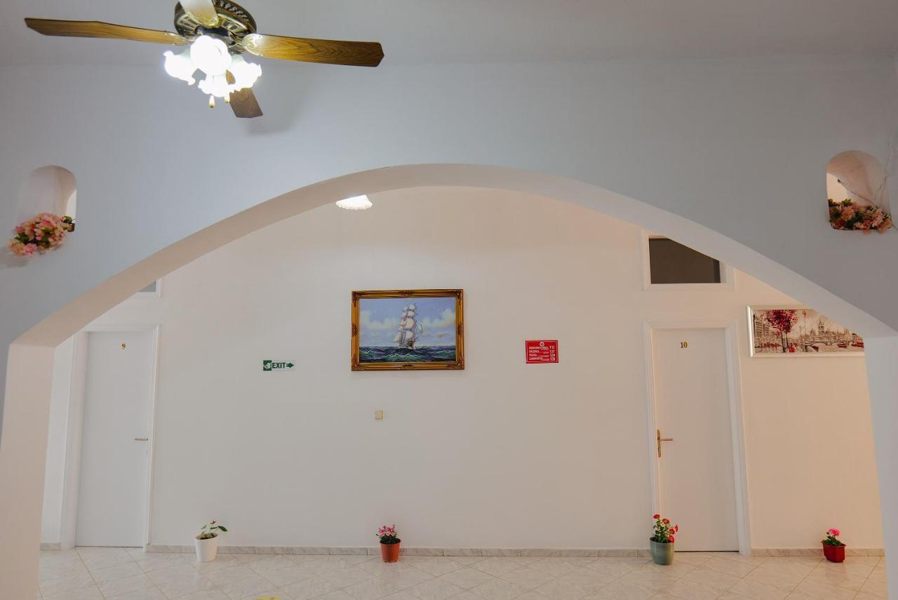 Hotel Casamia Sarande Ngoại thất bức ảnh